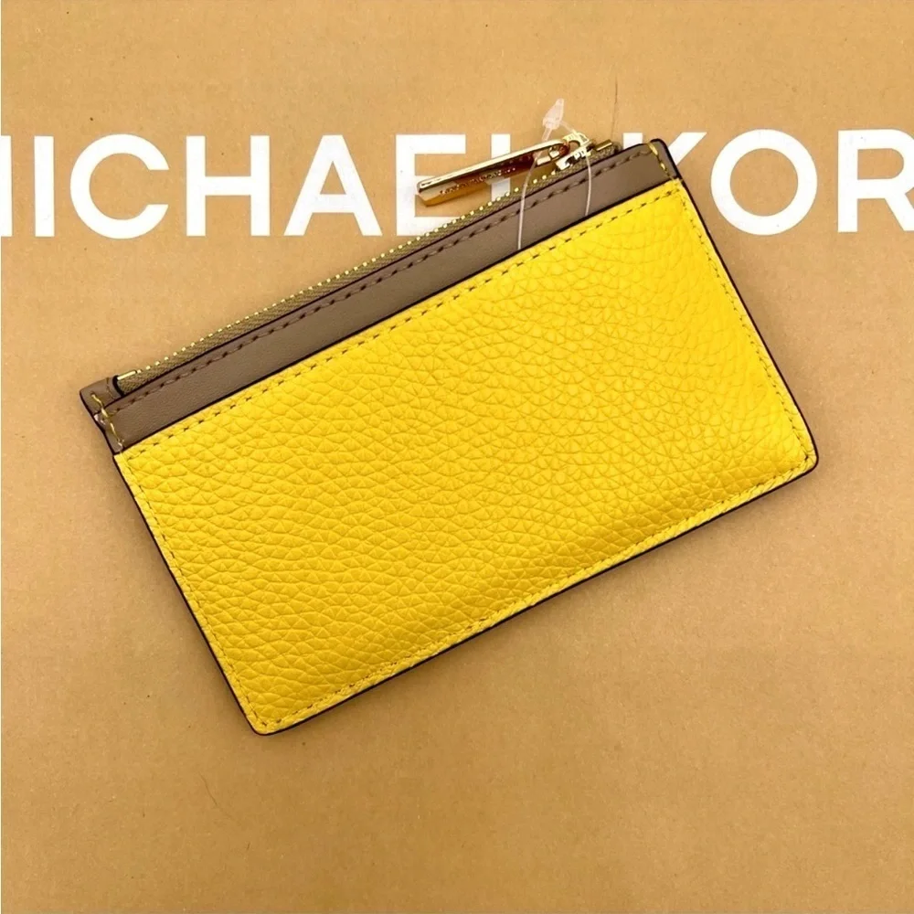 Michael Kors Jet Set Travel MD TZ Card Case Wallet